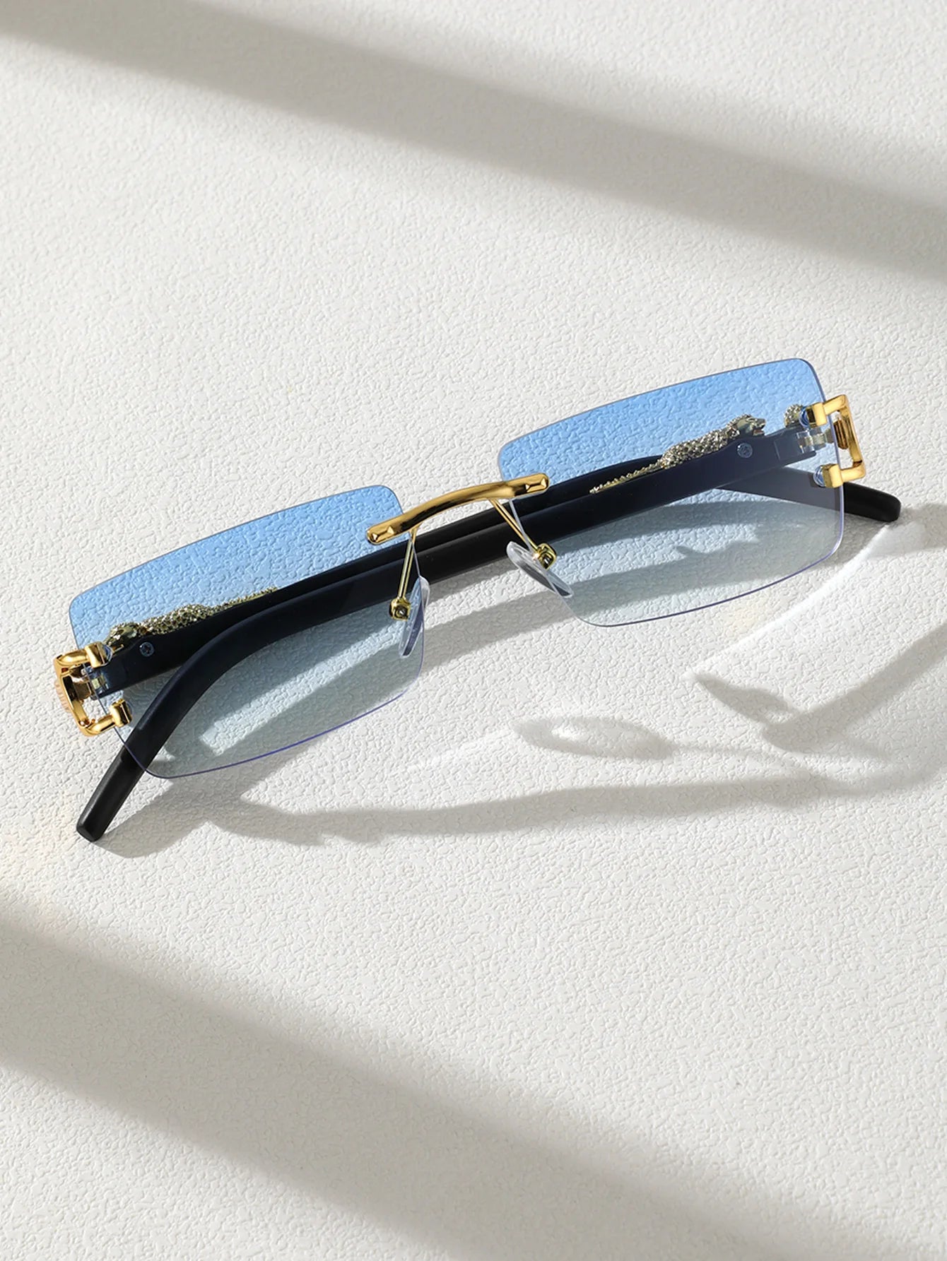 Trendy Frameless Rectangular Sunglasses! 🕶️⬛😎