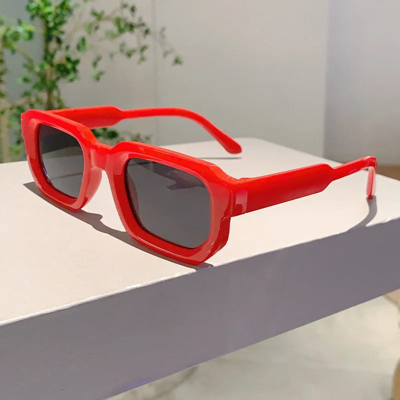 Men and Women Vintage Rectangle Frame Sunglasses! 👓🕶️🌞