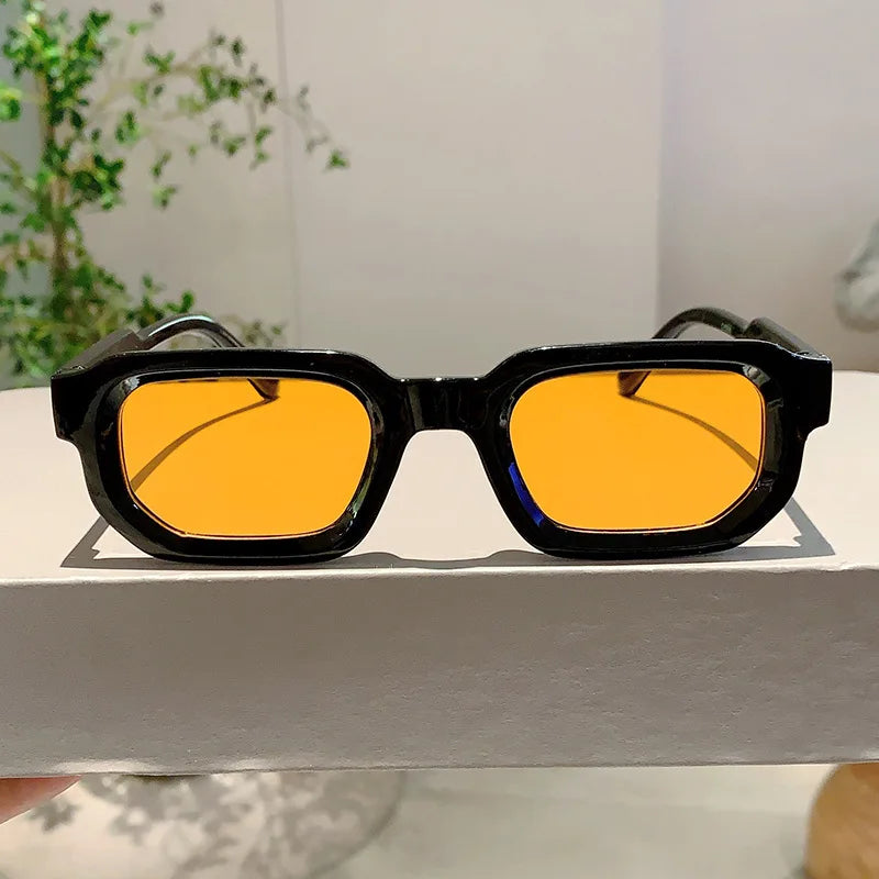 Men and Women Vintage Rectangle Frame Sunglasses! 👓🕶️🌞