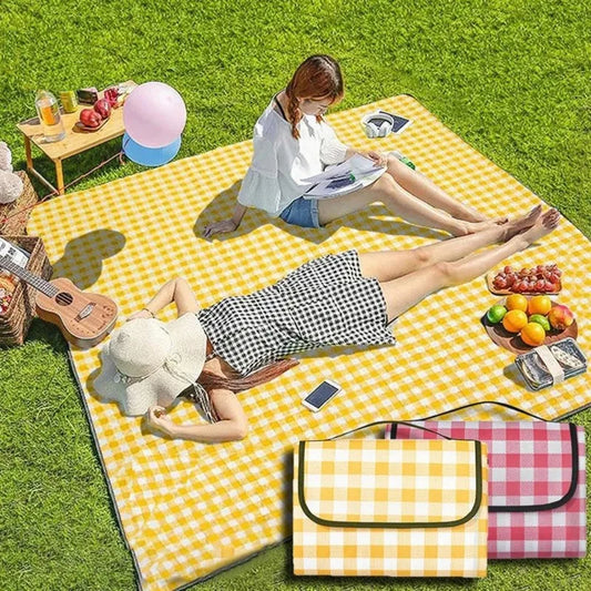 Portable Outdoor Picnic Mat!  🧺🧣🌳🍓