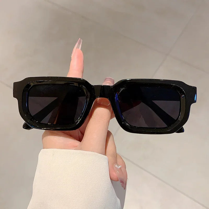 Men and Women Vintage Rectangle Frame Sunglasses! 👓🕶️🌞