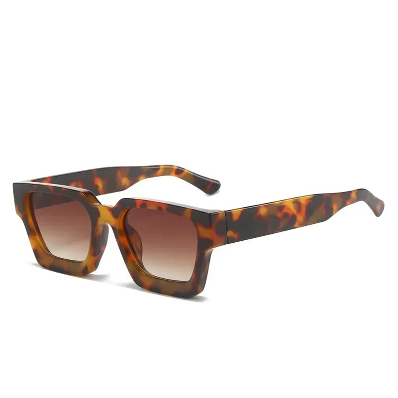 Square Women Luxury Sunglasses! 😎🟥🕶️