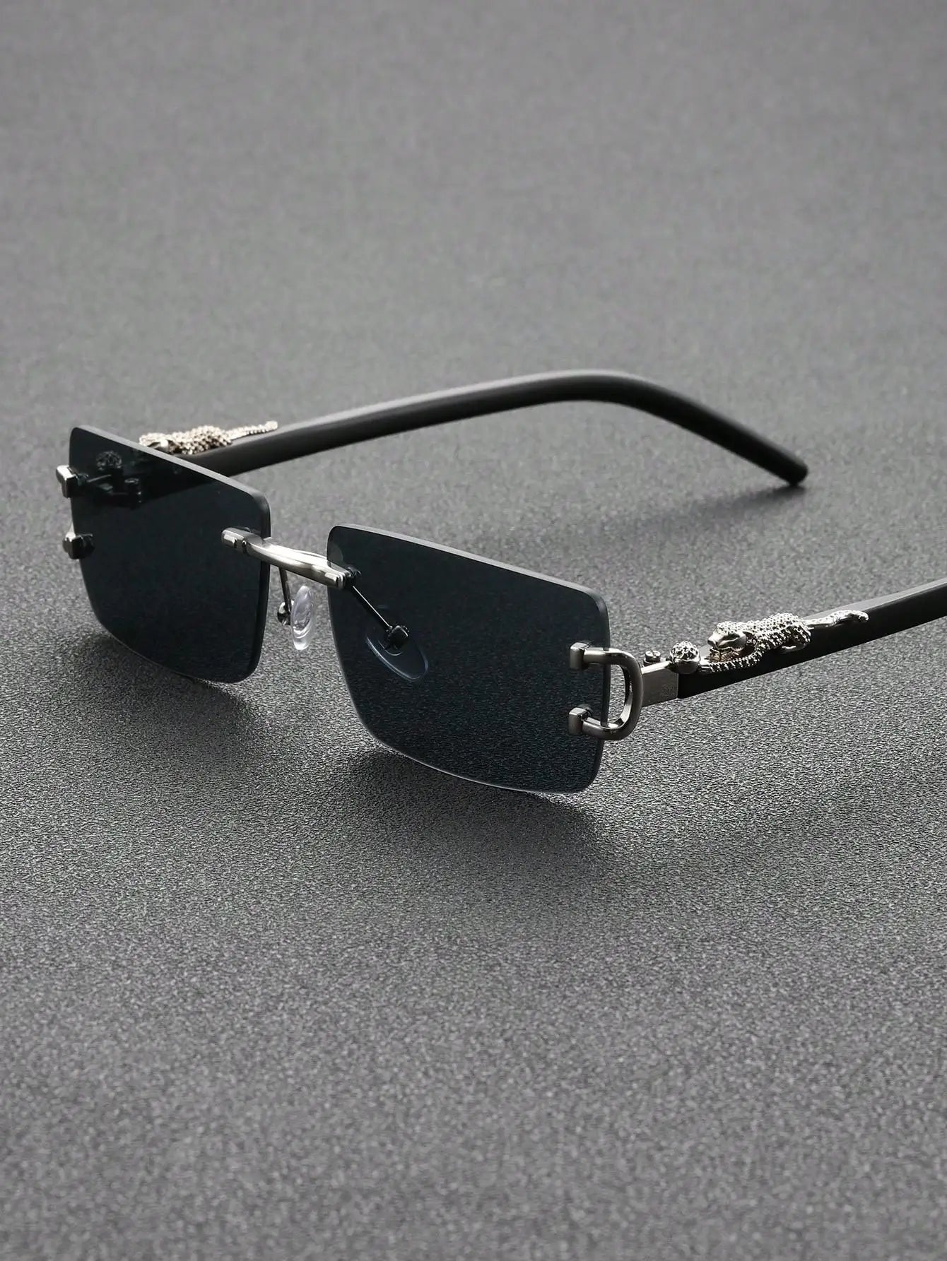 Trendy Frameless Rectangular Sunglasses! 🕶️⬛😎