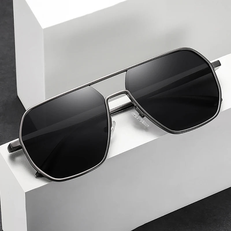 Metal Photochromic Sunglasses for Men Women! 👓🕶️🌞